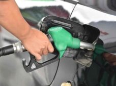 Pese a escalada en precios, sube consumo de gasolina