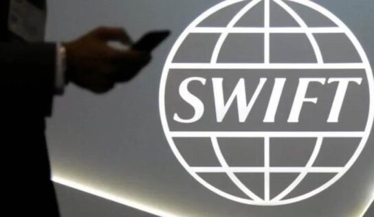 Países occidentales excluirán a bancos rusos de la red SWIFT