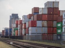 Exportaciones alcanzan monto récord en marzo de 52 mil mdd