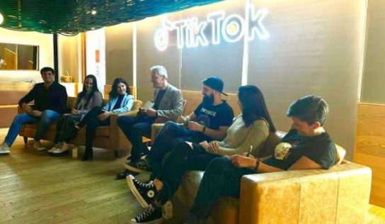 TikTok, el nuevo «profesor»: el 94% de los usuarios ya aprende en la plataforma