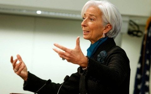 Lagarde advierte que los riesgos para la inflación se han intensificado
