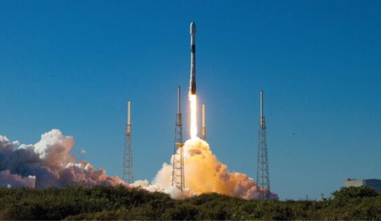 Elon Musk y SpaceX amplían su red de internet espacial con una nueva tanda de satélites