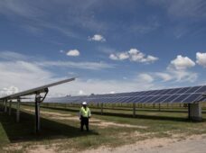 CRE ‘apaga’ proyecto a 6 privados para generar energía eléctrica solar