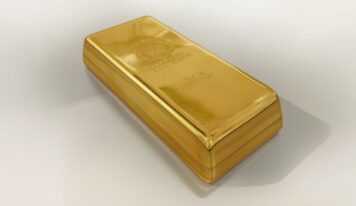 Impresionante: Este es el costo y peso de un lingote de oro