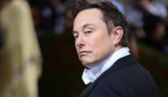 Elon Musk amenaza con no comprar Twitter