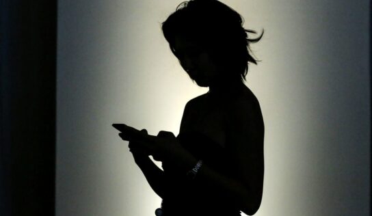 Se disfrazan como apps de control parental, pero ‘stalkers’ la usan para acoso digital