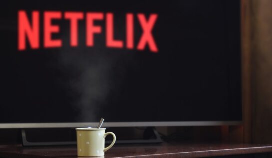 Netflix anuncia que bajará sus costos en Latinoamérica