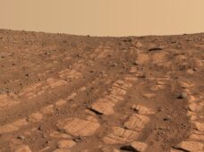 NASA descubre evidencia de un río caudaloso en Marte