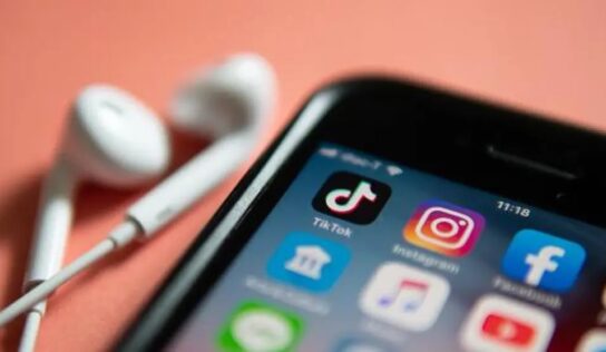 Instagram y Facebook ofrecerán Stories y Reels en orden cronológico para cumplir con la legislación de la Unión Europea