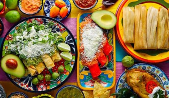 Restauranteros en Querétaro se preparan para celebración del Grito de Independencia con mariachi y menú mexicano